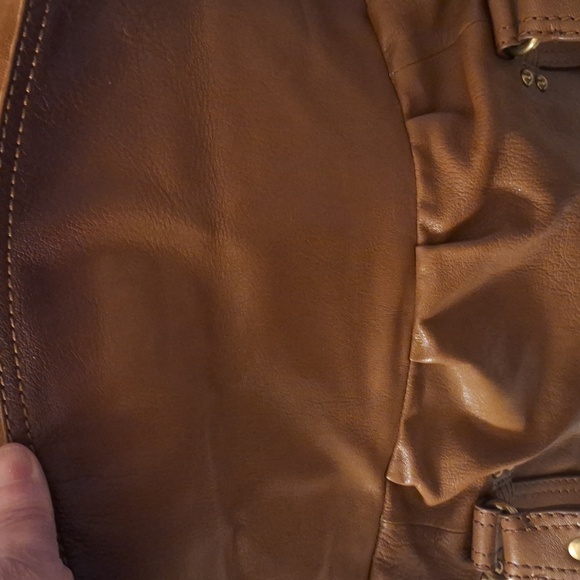 HYPE SOFT LEATHER SATCHEL - Picture 9 of 12